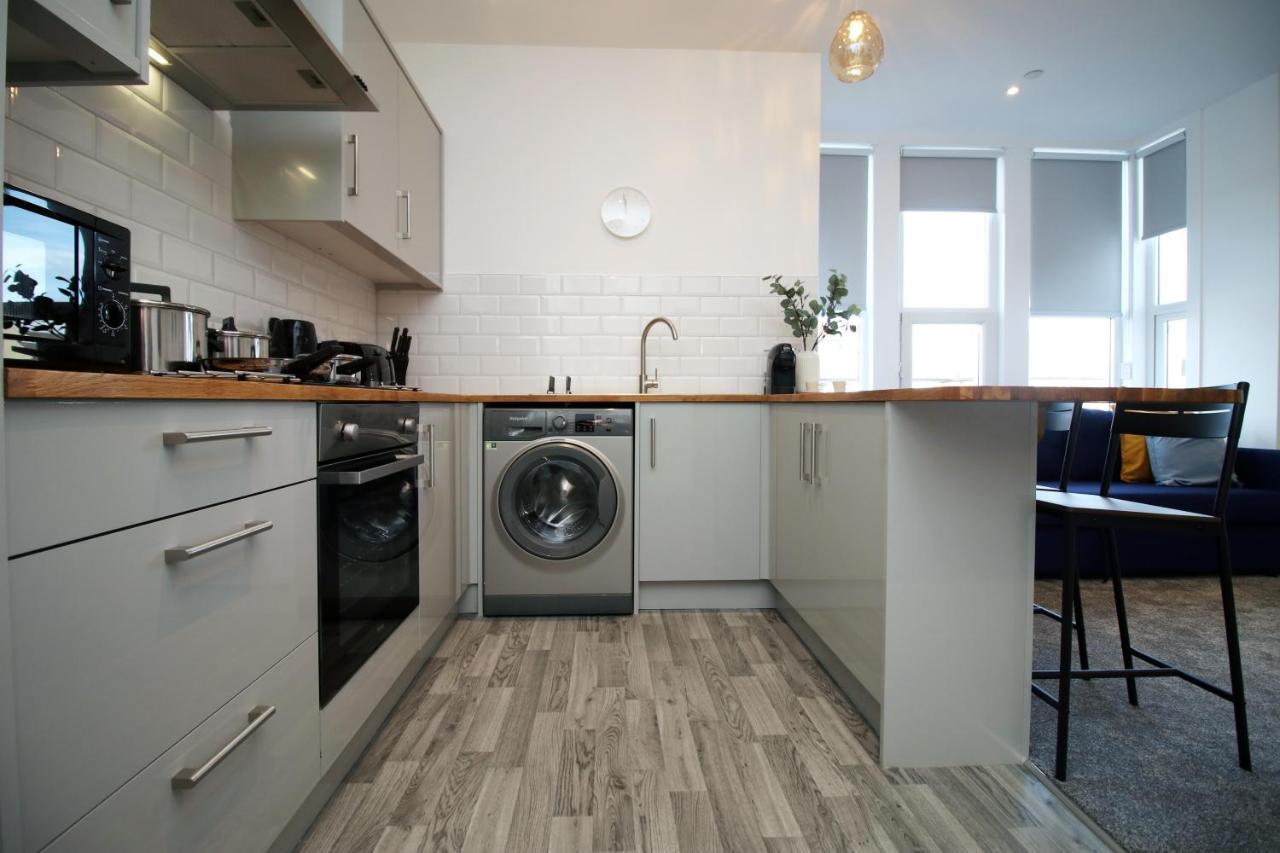 No 49 City Apartments, Perfect For Business And Leisure Stays, 10 Min Drive Into City Centre, Easy Access To Local Transport, 1Br And 2Br Available, Free Parking Cardiff Esterno foto