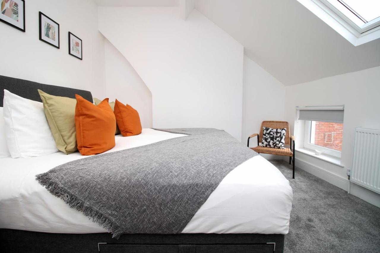 No 49 City Apartments, Perfect For Business And Leisure Stays, 10 Min Drive Into City Centre, Easy Access To Local Transport, 1Br And 2Br Available, Free Parking Cardiff Esterno foto