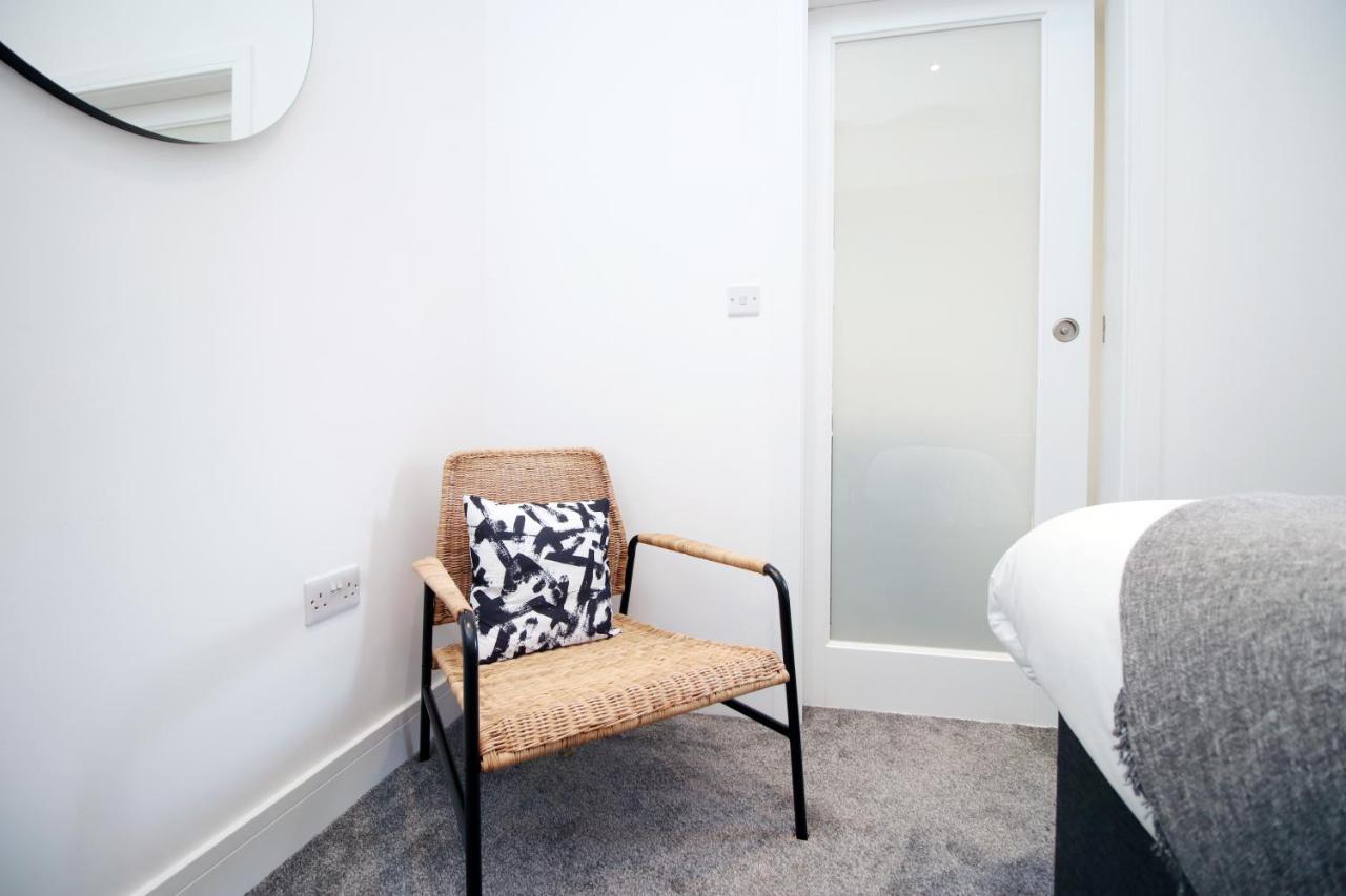 No 49 City Apartments, Perfect For Business And Leisure Stays, 10 Min Drive Into City Centre, Easy Access To Local Transport, 1Br And 2Br Available, Free Parking Cardiff Esterno foto